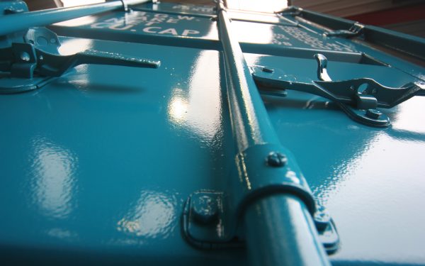 container turquoise door