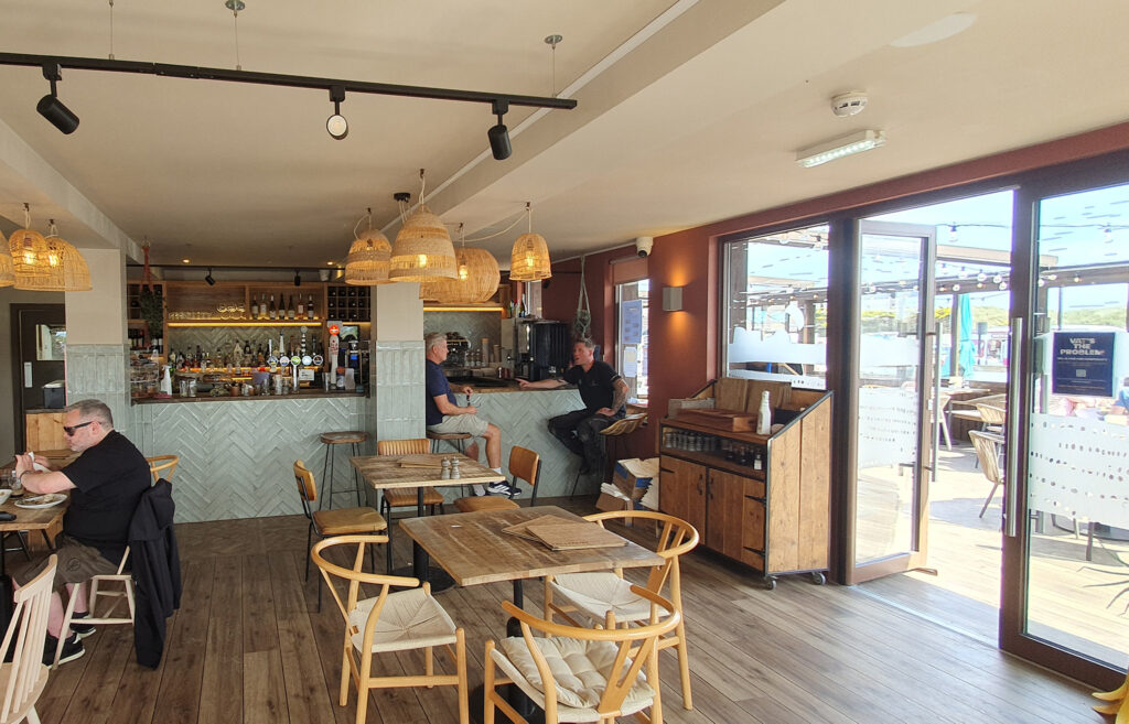 Modular bar restaurant container conversion